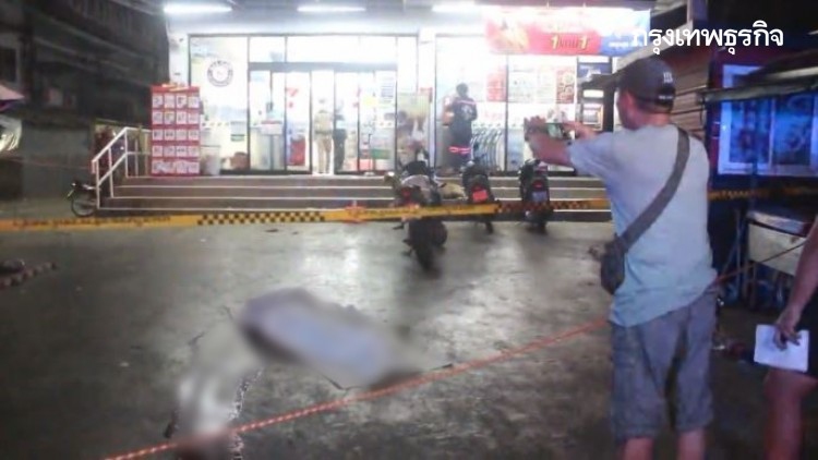 ดับปริศนา 2 ศพ ดักรอยิงหน้าเซเว่นฯ 'แม่-แฟน-เพื่อน' เล่าขณะเกิดเหตุ