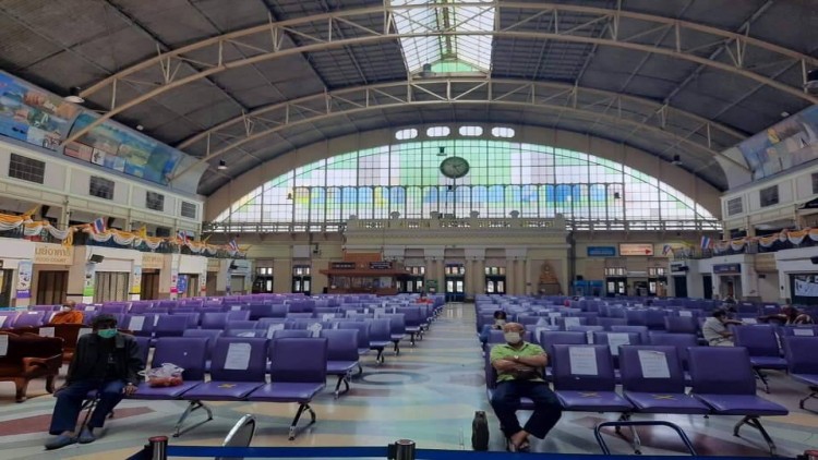 คมนาคมสั่งทุกระบบขนส่งเพิ่มมาตรการคืนตั๋วไม่มีค่าใช้จ่าย ประเมินสงกรานต์ช่วงแพร่ระบาดเชื้อ