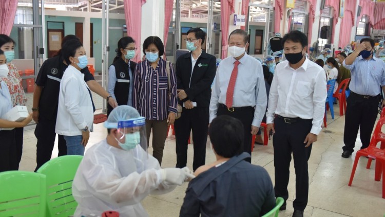 เอกชน เสนอพื้นที่ 49 แห่งในกรุงเทพฯรองรับฉีดวัคซีน