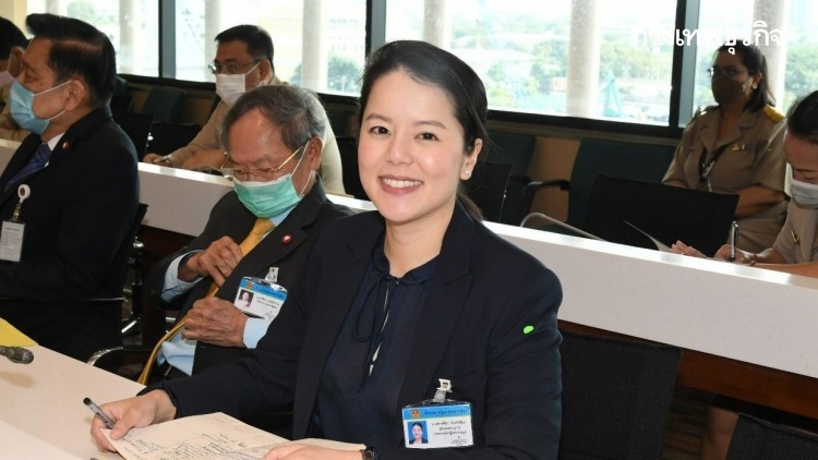 "รองโฆษก ปชป." เรียกร้อง "รมว.คมนาคม" คุมเข้มสายการบิน-จัดระยะห่างบนเครื่อง