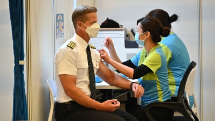 'ฮ่องกง' เริ่มฉีดวัคซีนโควิด ปชช.อายุ 16 ปีขึ้นไป