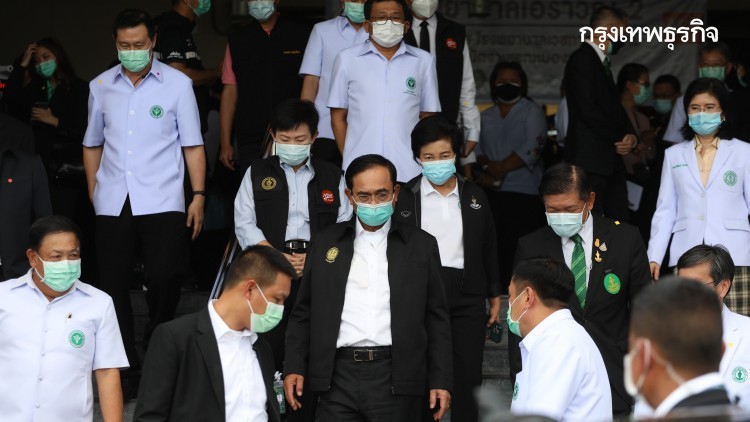 'สวนดุสิตโพล' เผย ประชาชน 67.28% ไม่เชื่อมั่น 'รัฐบาล' คุมโควิด-19 ระลอก3 ได้