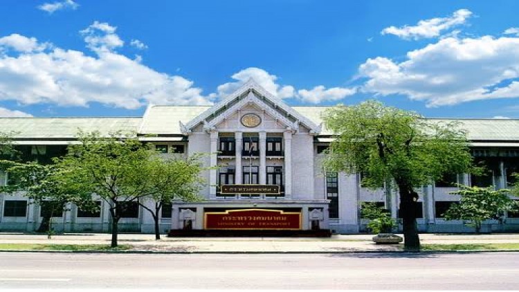 'คมนาคม' เผยบุคลากรติดโควิด-19 แล้ว 195 คน เฝ้าระวังกว่า 1.6 พันคน