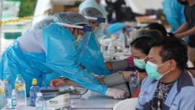 'เครือซีพี' ช่วยชุมชนคลองเตย ส่งของใช้จำเป็นร่วมรับมือโควิด