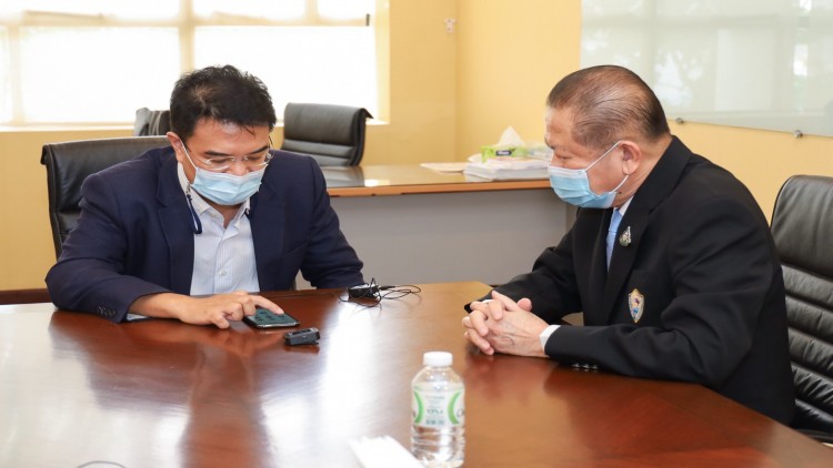 'ปริญญ์' ถกหอการค้า-ที่ปรึกษา ศบค.หนุนประชาชนฉีดวัคซีน