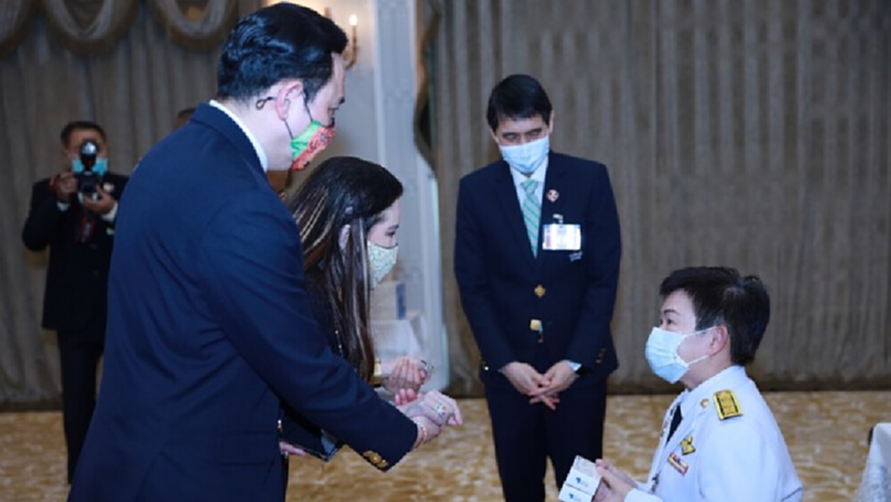 'กรมพระศรีสวางควัฒนฯ' พระราชทานยาฟาวิพิราเวียร์ แก่ชุมชน ผู้ใช้แรงงานติดเชื้อโควิด-19 เขตหลักสี่ กทม. 