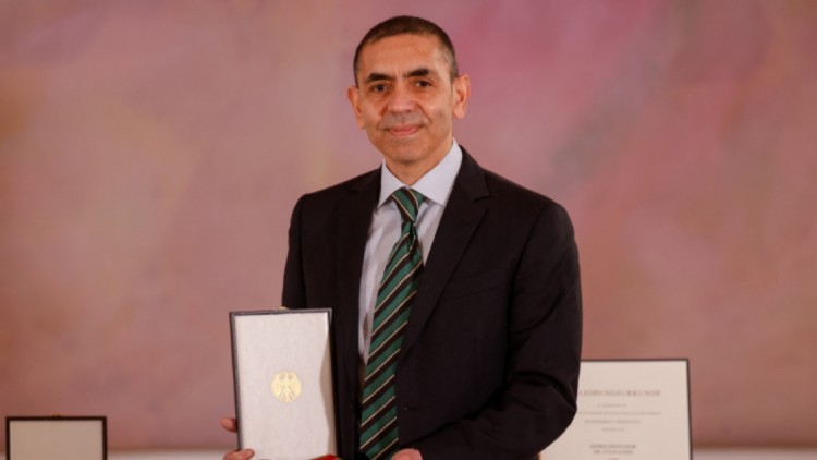 วัคซีนโควิดสร้าง'เศรษฐีพันล้าน'เพิ่มอีก 9 ราย