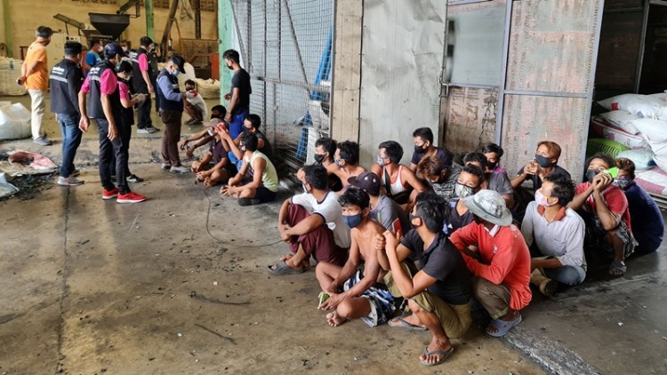 ส่งทีมตรวจสอบ 'แรงงานต่างด้าว'สมุทรสาคร ควบคุมโควิด