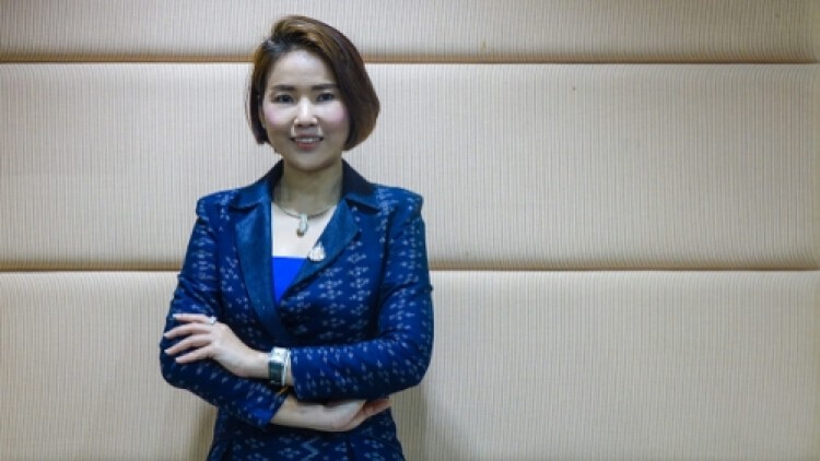 'กุลพรภัสร์ วงศ์มารภิญญา' ซื้อหุ้น AEC 16.3%