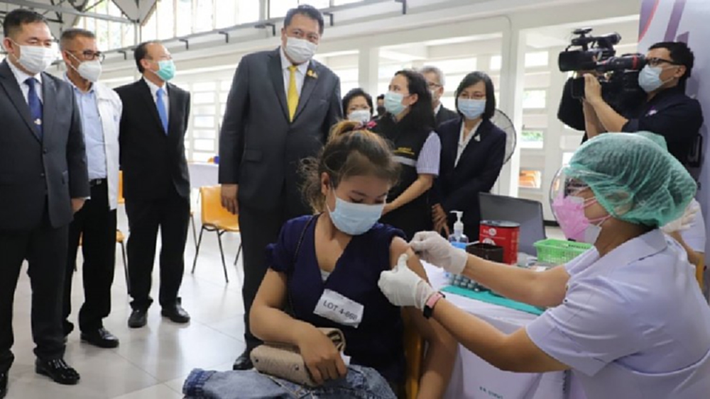 8 ขั้นตอน'ฉีดวัคซีนโควิด-19'@ 'ศูนย์ฉีดวัคซีนผู้ประกันตนมาตรา 33'