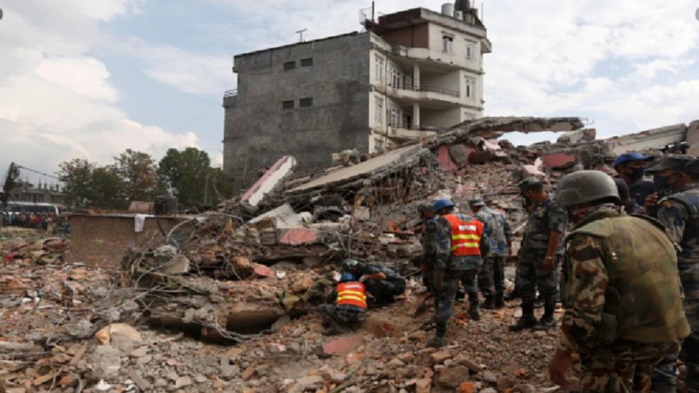 แผ่นดินไหวเขย่า ‘อินโดนีเซีย’ แรง 6.1 ริกเตอร์