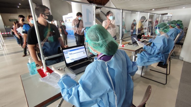 เปิดแล้ว!! 'ตรวจโควิด-19' สนามไทย – ญี่ปุ่น ดินแดง วันละ 2,000 คน 