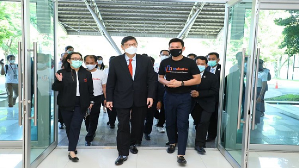 'เอนก' เปิดโครงการ 'อว. พารอด'กองหนุนฝ่าโควิด