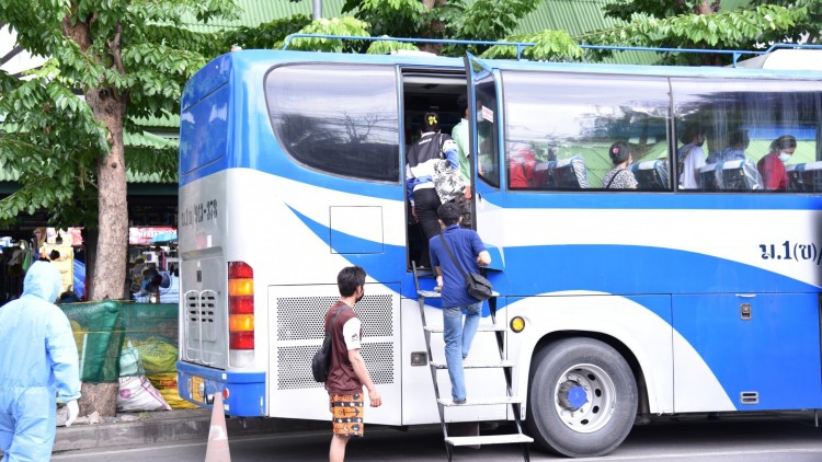 บขส. เริ่มเที่ยวแรก รถขนส่งผู้โดยสารติดเชื้อโควิด กลับรักษาภูมิลำเนา