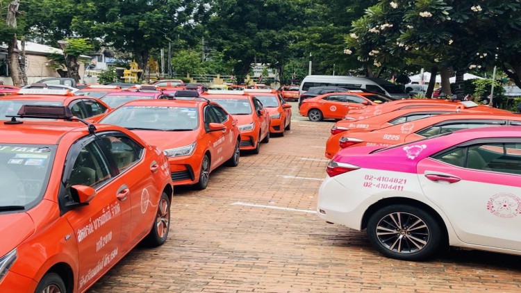 สหกรณ์ปล่อยกู้ดอกเบี้ย 1 % ให้แท็กซี่หาอาชีพเสริมช่วงโควิด