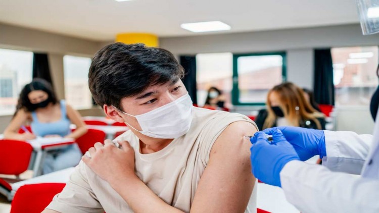 ‘สหรัฐ’ เร่งตรวจสอบ ‘โมเดอร์นา’ เสี่ยงหัวใจอักเสบ ในผู้ชายวัยหนุ่ม