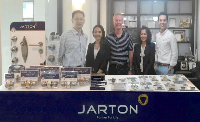 JARTON ต้อนรับผู้บริหาร Beslags-Grossistenสวีเดน