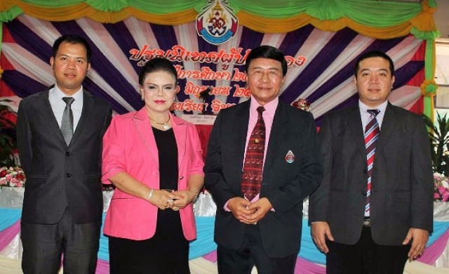 โรงเรียนจินดาพงศ์จัดปฐมนิเทศ ประจำปีการศึกษา 2558