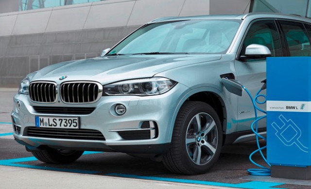 BMW ชูนวัตกรรมยานยนต์ไฟฟ้าเทคโนโลยีไฮบริดในงาน SETA 2016