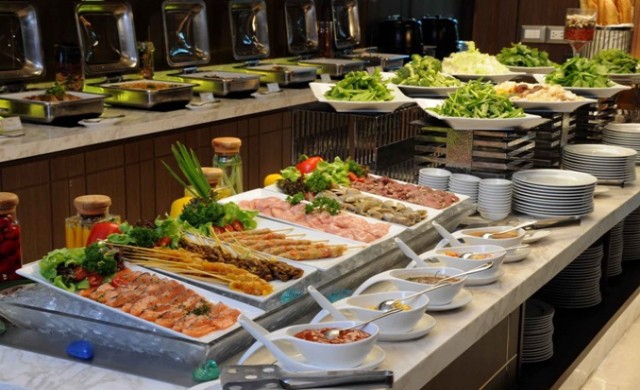 โปรโมชั่นบุฟเฟ่ต์นานาชาติ อิ่มสุดคุ้ม มา 4 จ่าย 3