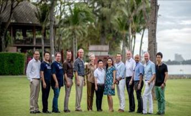 โรงแรมชั้นนำในหัวหินร่วมมือจัดกิจกรรม Helmet Extravaganza