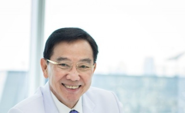 “รางวัลนวัตกรรมดีเด่น จากผลิตภัณฑ์ APCO สำหรับผู้ป่วยมะเร็ง