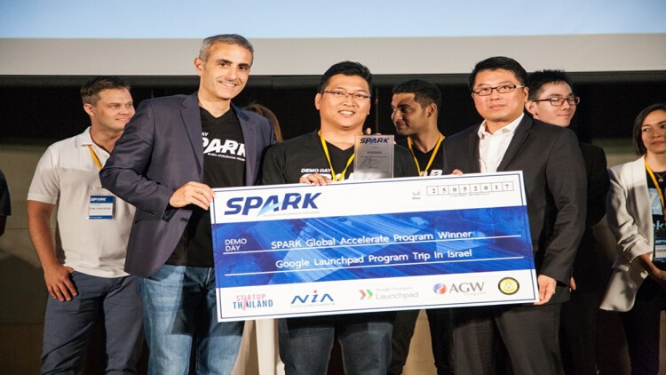 “PenguinT” ชนะเลิศการประกวดแผนธุรกิจในโครงการ SPARK