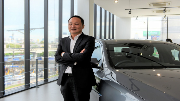 งาน “Benz Star Flag x asava”