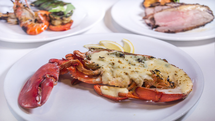 ล็อบสเตอร์ราคาสุดคุ้มที่ โรงแรม โนโวเทล กรุงเทพ
