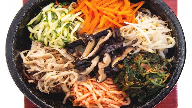 บูลโกกิ บราเธอร์ส ชวนอิ่มบุญ สุขใจ กับ 8 เมนูอาหารเจเกาหลี