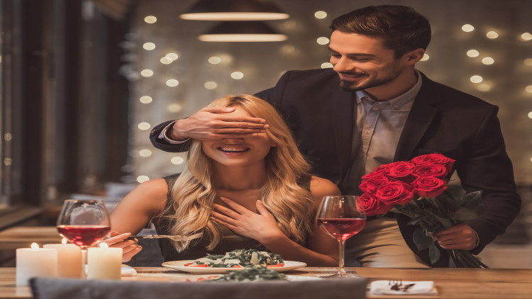 STARLIT ROMANCE AT RENAISSANCE BANGKOK RATCHAPRASONG HOTEL