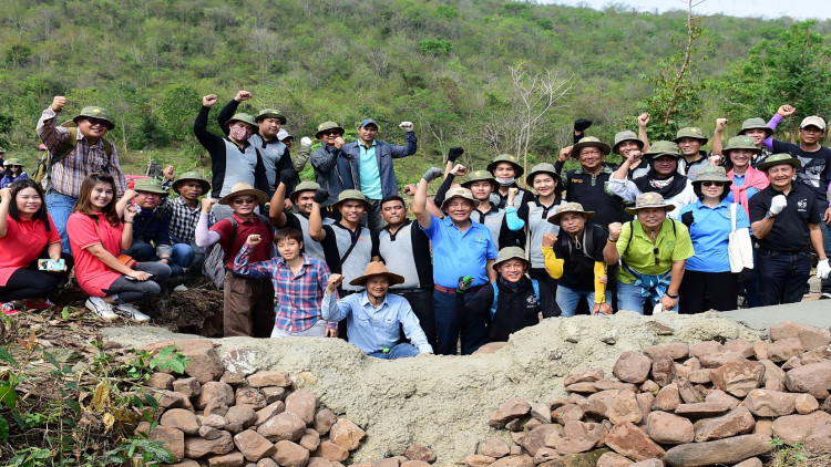 CPF สานพลังจิตอาสาร่วมพิทักษ์ป่า ‘เขาพระยาเดินธง' ปีที่ 3