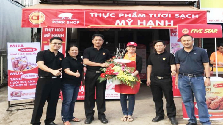 ซีพีเอฟ สร้างอาชีพ "เถ้าแก่เล็กเนื้อหมูตู้เย็นชุมชน"