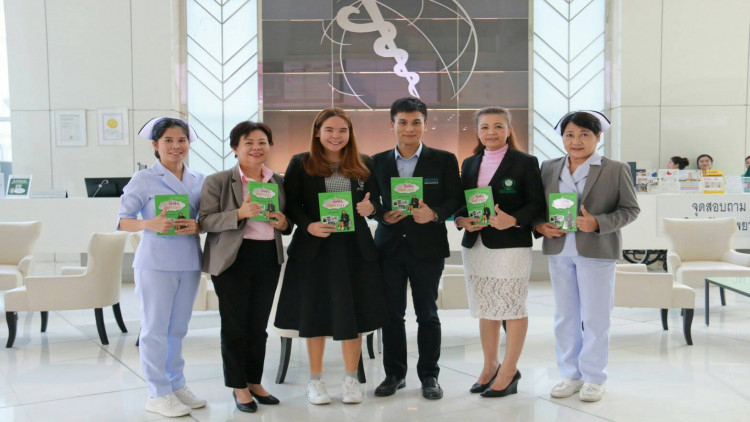 เปิดตัวหนังสือ "วัคซีนคิดบวก" 