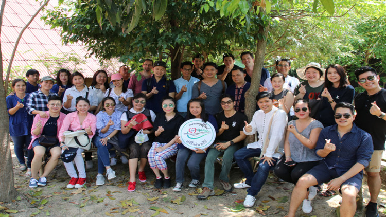 2 โรงแรมดังตะลุยฟาร์มเกษตรกร