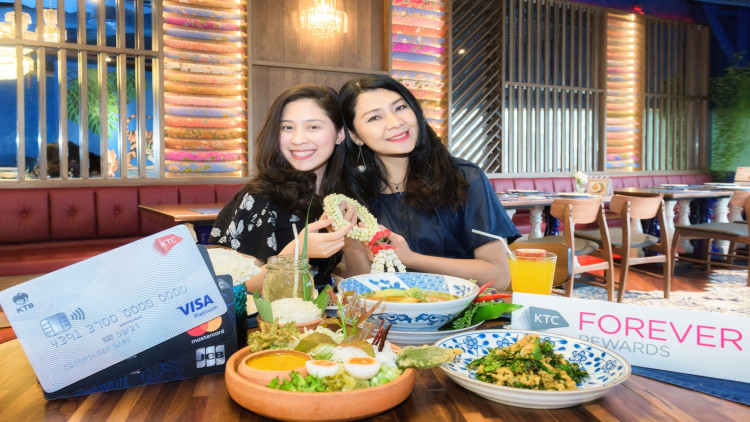 “สิงหา..พาแม่อร่อย กับบัตรเครดิตเคทีซี”