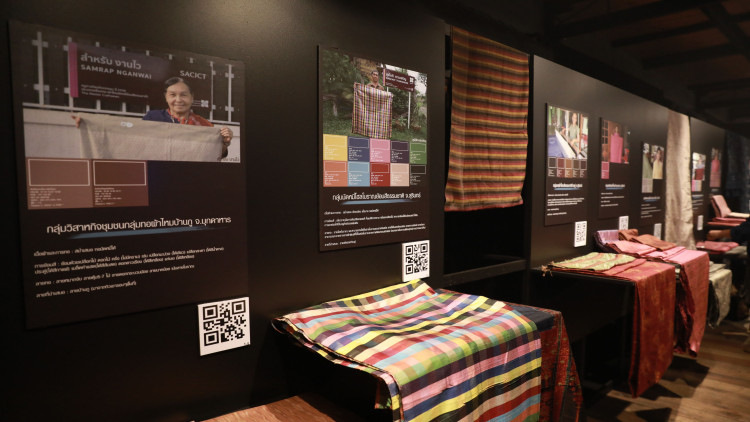 งดงามตามแบบฉบับไทยในงานเปิดตัวแอพ ‘คัลเลอร์ ไอดี เลเบลลิ่ง’