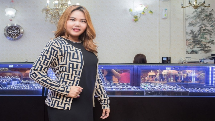 WCG DIAMOND เปิดเพจไลฟ์สดภาษาอังกฤษเจาะลูกค้าต่างชาติ