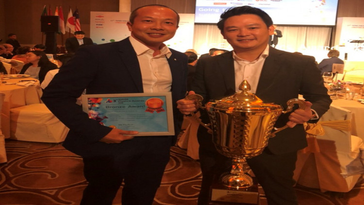 คิงส์แพ็ค อินดัสเตรียล รับรางวัล Asean plastic Award