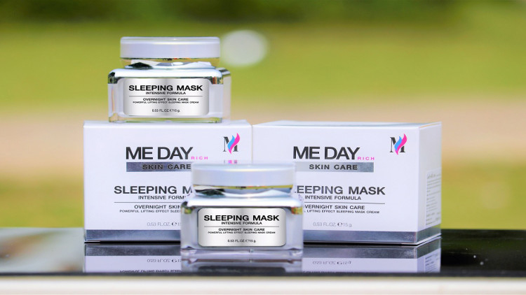 มีเดย์ ริช สลีปปิ้ง มาส์ก