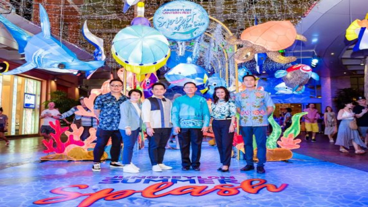 เปิดงานมหัศจรรย์โคมไฟแห่งท้องทะเล