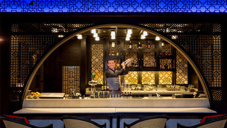  เย่า รูฟท็อป บาร์กับ“เลดี้ส์ไนท์”สุภาพสตรีดื่มฟรี 