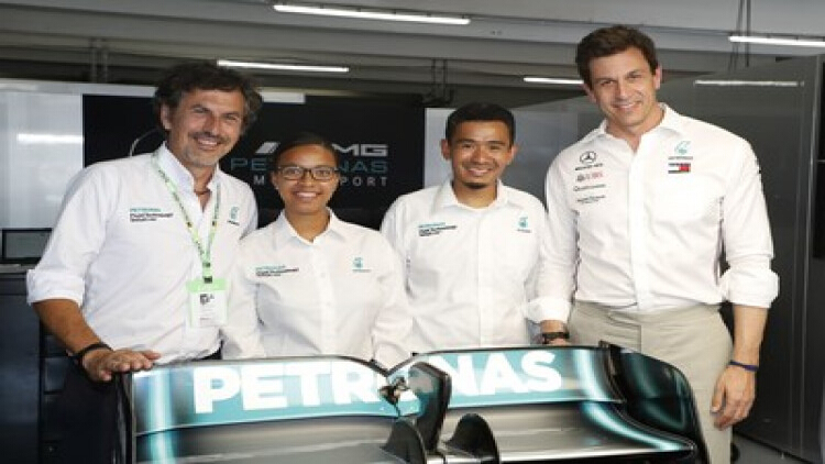 ปิโตรนาสประกาศรับสมัครวิศวกรน้ำมันหล่อลื่นประจำสนามแข่งฟอร์มูล่าวัน