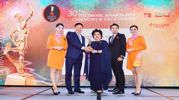 ไทยสมายล์คว้ารางวัล สายการบินบูทีคยอดเยี่ยม
