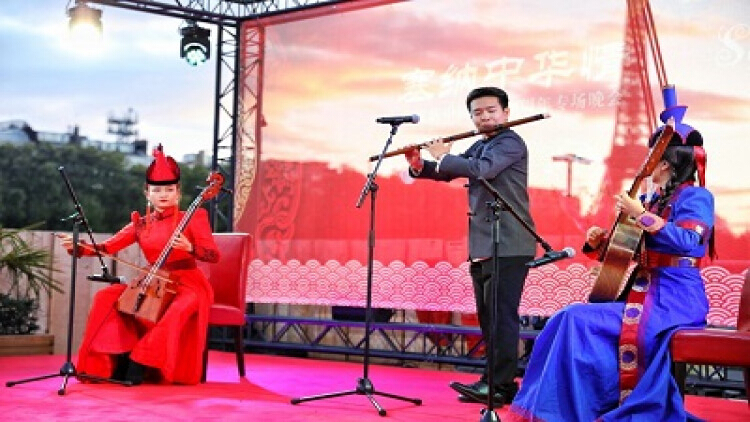 “อู่เหลียงเย่” ร่วมเผยแพร่วัฒนธรรมการร่ำสุราจีน