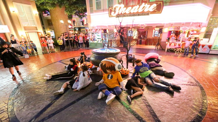 KidZania Spooky Town 2019