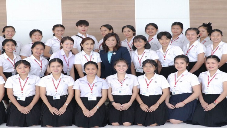 นักเรียนยันฮีบริบาลเยี่ยมชมโรงพยาบาลยันฮี