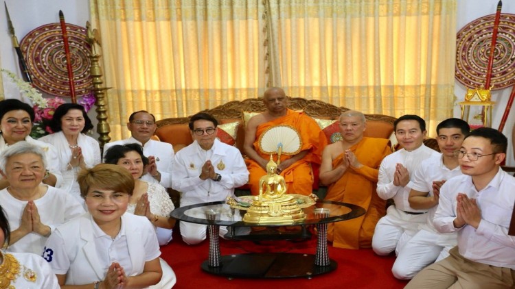 กราบนมัสการสมเด็จพระสังฆนายกแห่งศรีลังกา