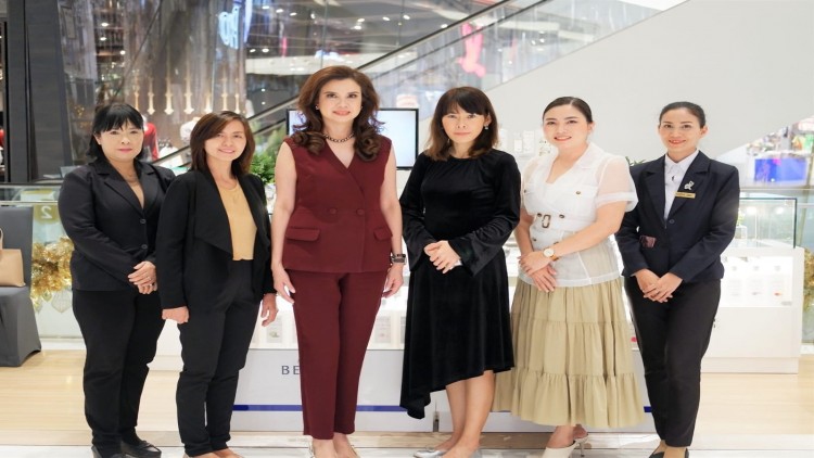 เปิดใหม่ เมซอง แบร์เช่ ปารีส Pop Up Store