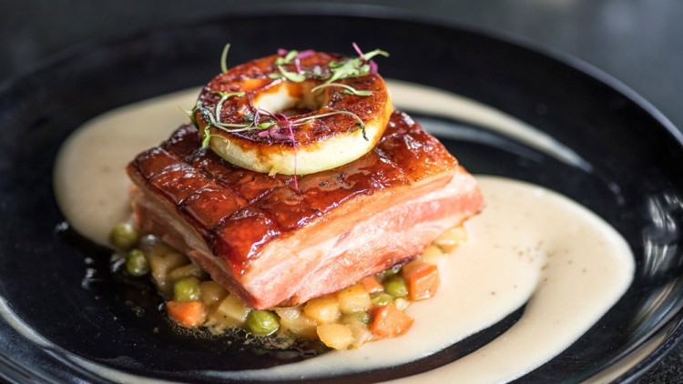 Indulge ร้านอาหารสไตล์ฟิวชั่น อาหารดีค็อกเทลดังใจกลางกรุงเทพ